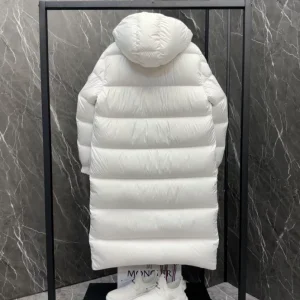 Moncler Jacket - MK080